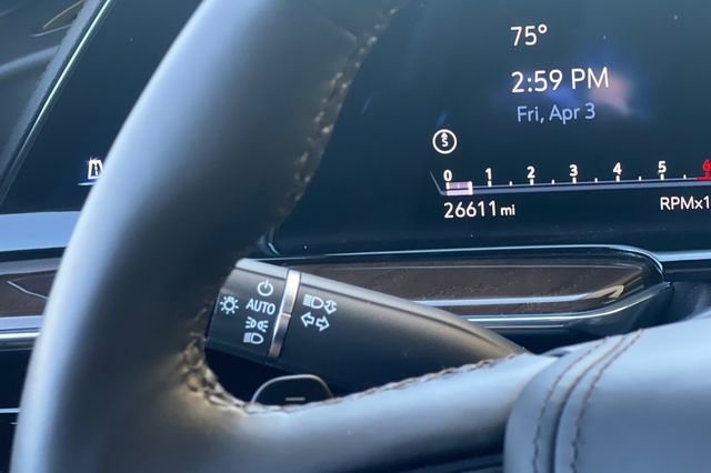 Used 2024 Cadillac Escalade ESV Sport Platinum w/ LPO, ONYX Package image 34