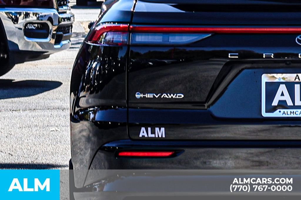 Used 2025 Toyota Crown Signia image 13