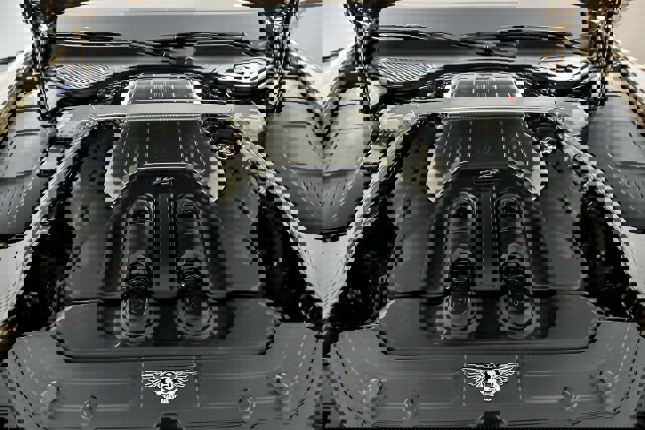 Used 2021 Bentley Continental GT image 17