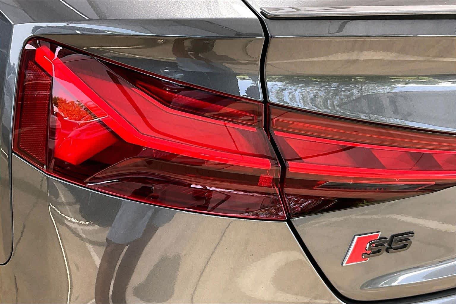 Used 2021 Audi S5 Premium Plus w/ Premium Plus Package AWD/4WD image 28