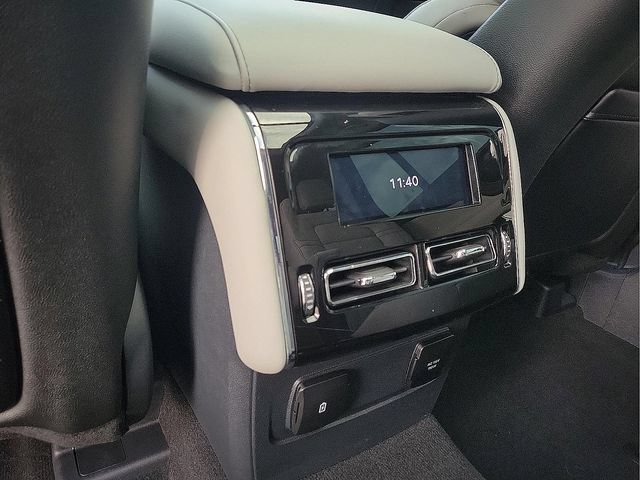Used 2025 Lincoln Aviator Reserve w/ Luxury Package RWD image 14