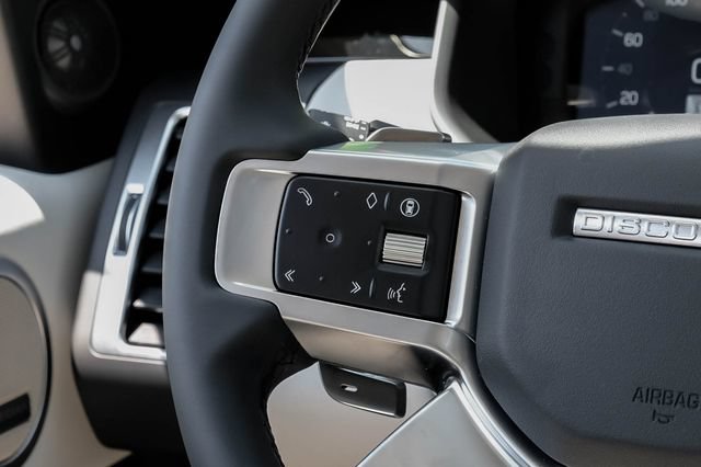 New 2026 Land Rover Discovery S AWD/4WD image 23