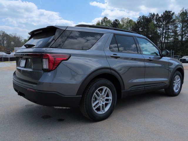 New 2026 Ford Explorer Active RWD image 4
