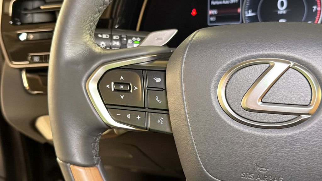 Used 2024 Lexus RX 350 Premium image 25