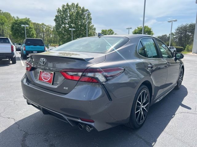 Used 2024 Toyota Camry SE FWD image 7