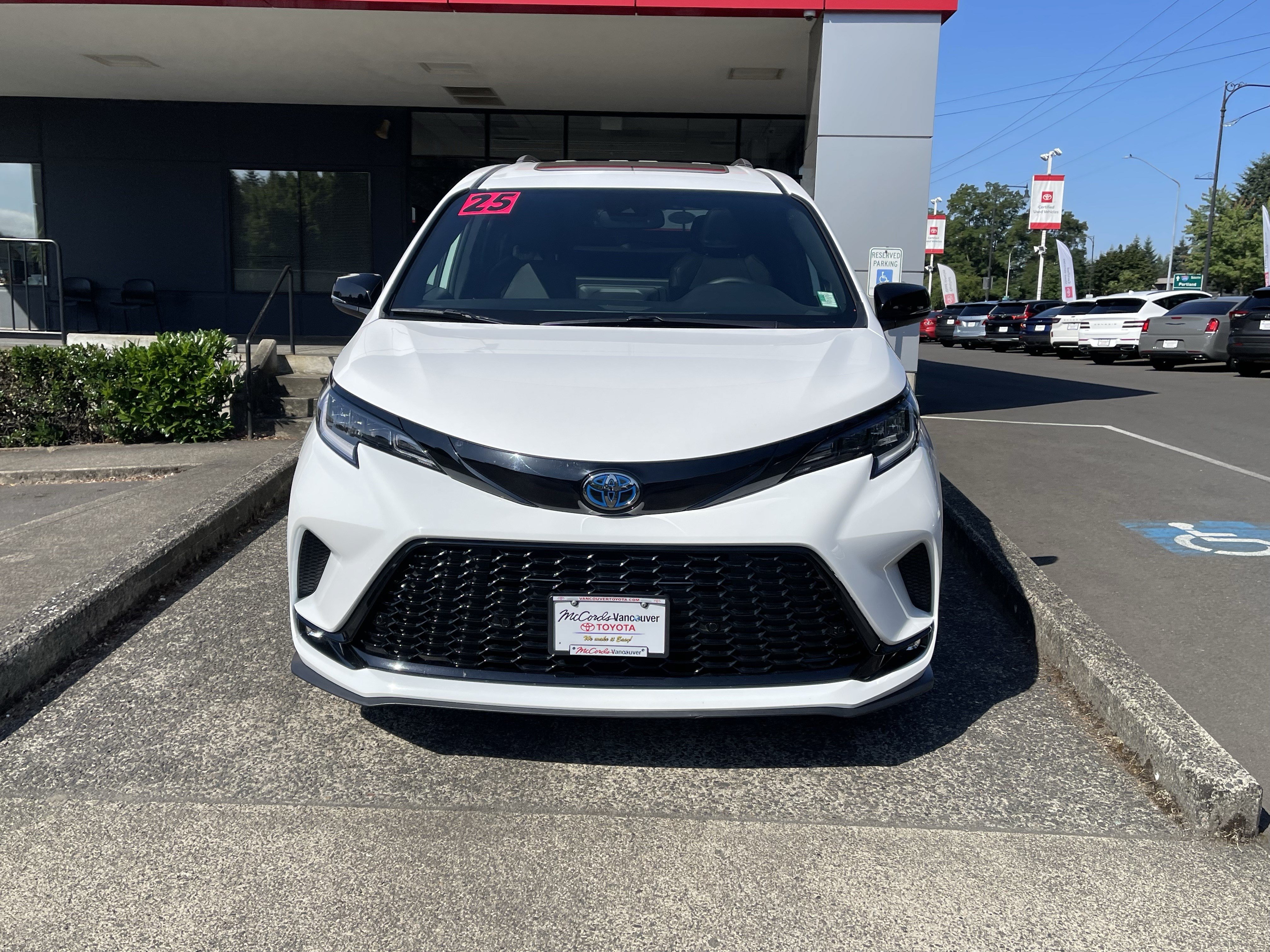 Certified 2025 Toyota Sienna XSE w/ XSE Premium Package AWD/4WD image 2