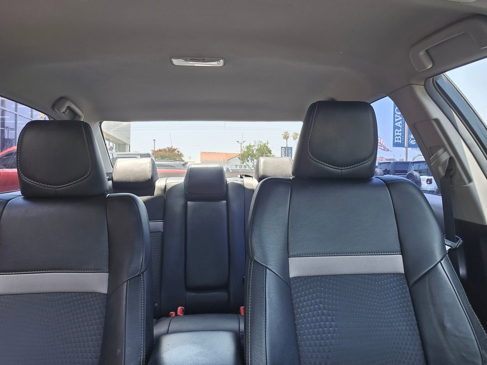 Used 2014 Toyota Camry SE FWD image 24