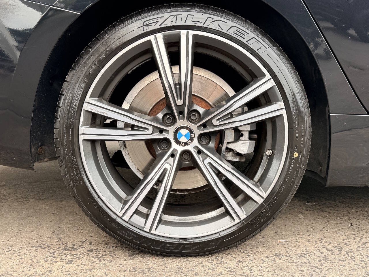 Used 2022 BMW 330i xDrive Sedan w/ Premium Package AWD/4WD image 12