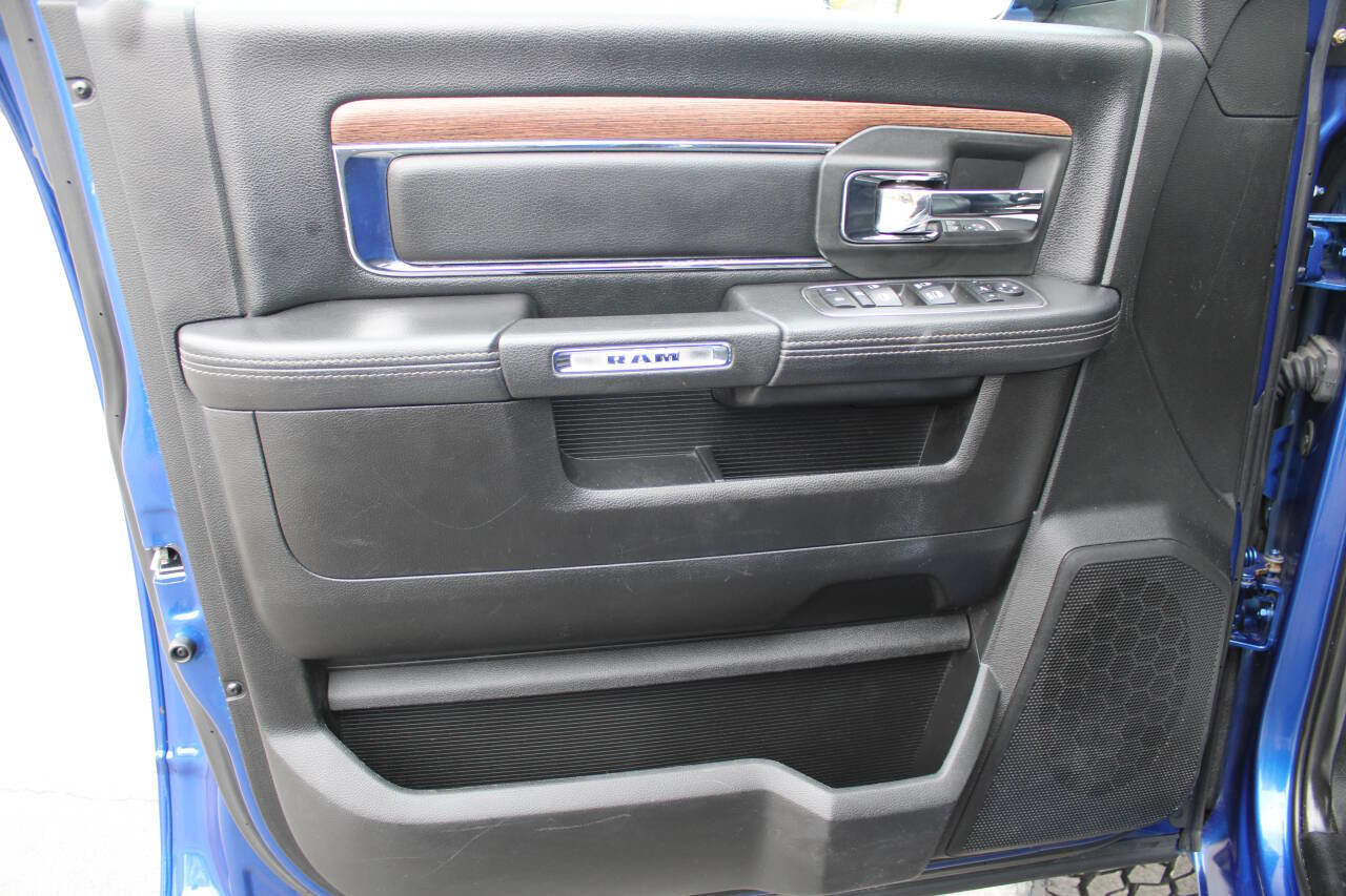 Used 2018 RAM 3500 Laramie w/ Snow Chief Group image 21