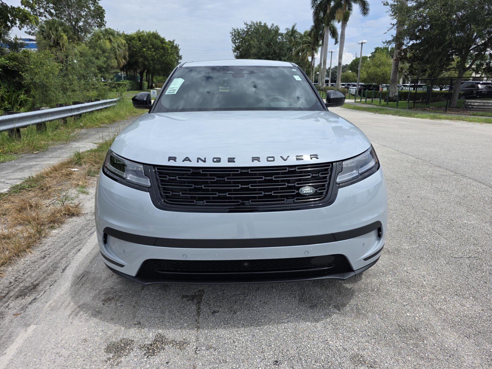 Used 2026 Land Rover Range Rover Velar S AWD/4WD image 8