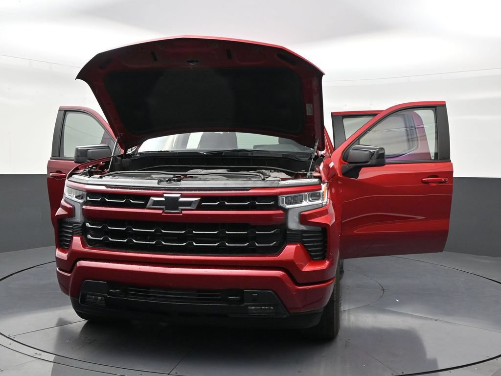 Used 2025 Chevrolet Silverado 1500 RST RWD image 33