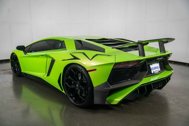Used 2016 Lamborghini Aventador LP 750-4 Superveloce AWD/4WD image 6
