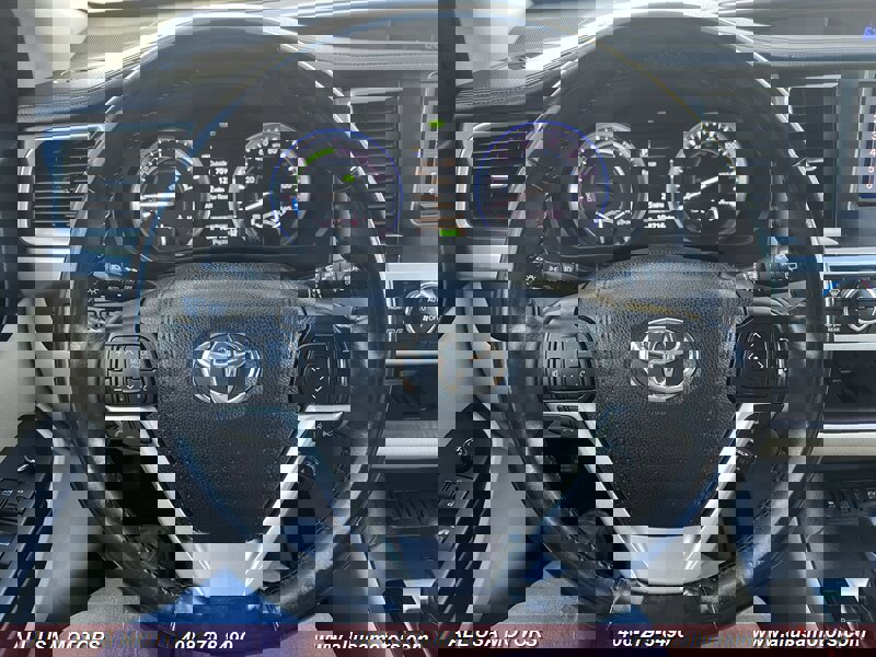 Used 2017 Toyota Highlander Limited image 19