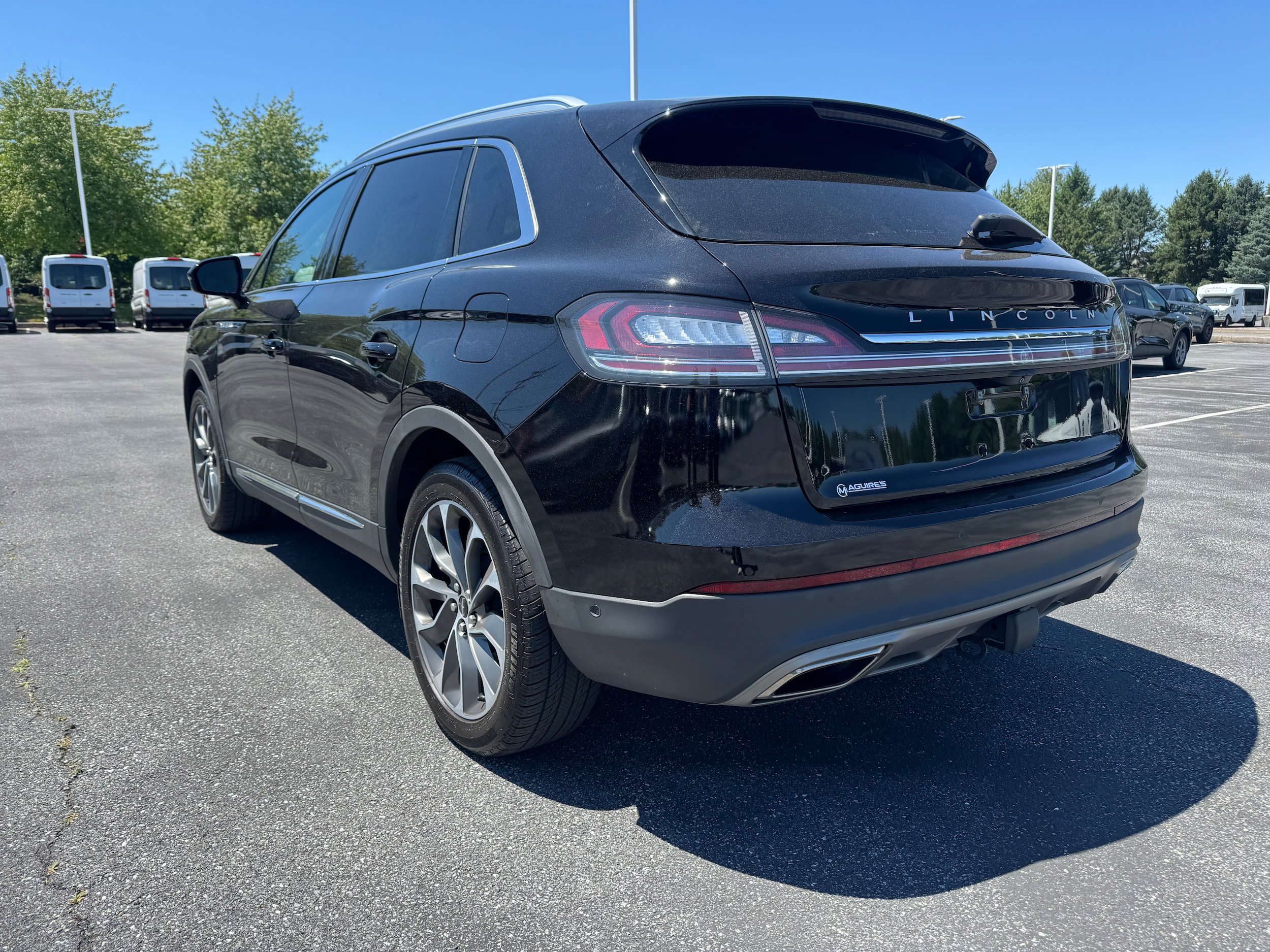 Used 2023 Lincoln Nautilus Reserve w/ Equipment Group 201A AWD/4WD image 3