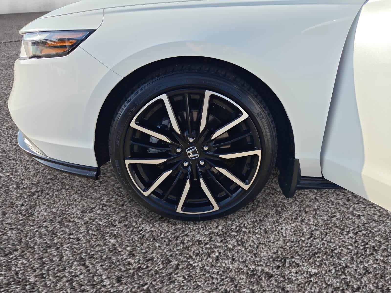 Used 2024 Honda Accord Touring image 14
