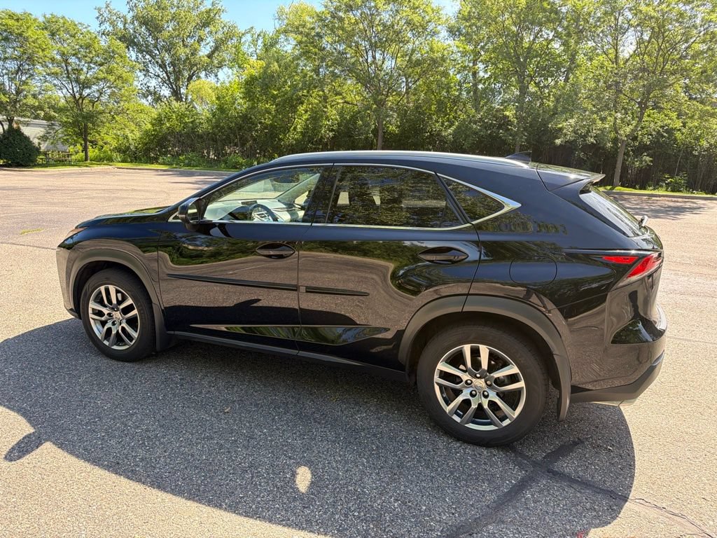 Used 2016 Lexus NX 200t AWD w/ Luxury Package image 26