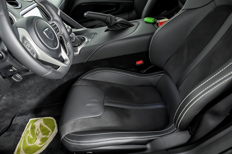 Used 2014 SRT Viper GTS RWD image 17