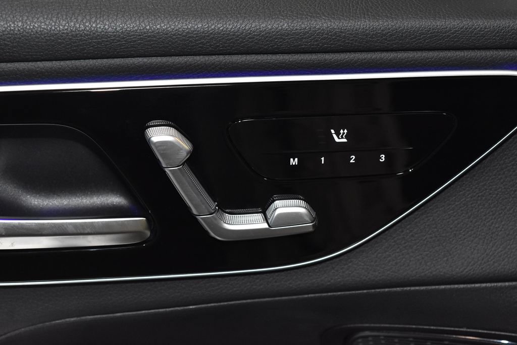 Certified 2026 Mercedes-Benz GLC 300 4MATIC image 5
