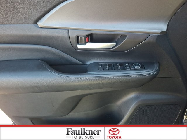 Certified 2024 Toyota Grand Highlander AWD image 14