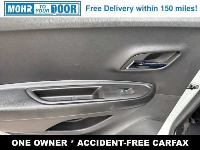 Used 2022 Chevrolet Trax LT w/ LT Convenience Package image 31