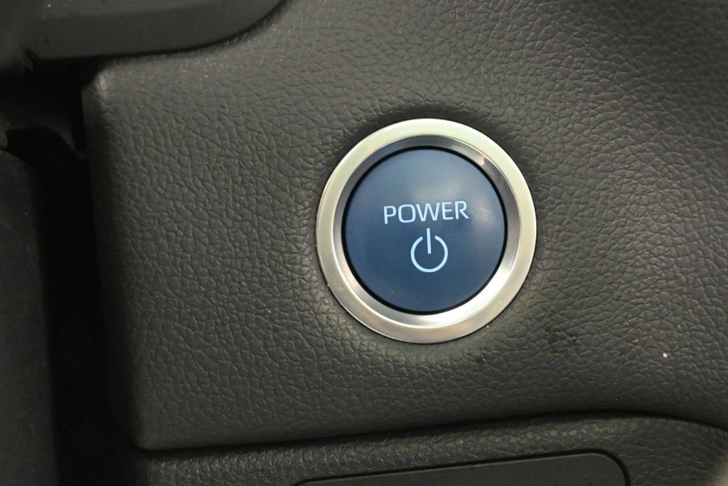 Used 2023 Toyota Tundra Limited AWD/4WD image 34