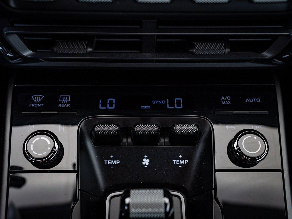 Certified 2024 Porsche 911 Carrera image 39