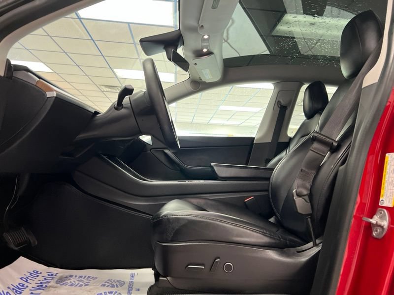 Used 2021 Tesla Model Y Long Range AWD/4WD image 20