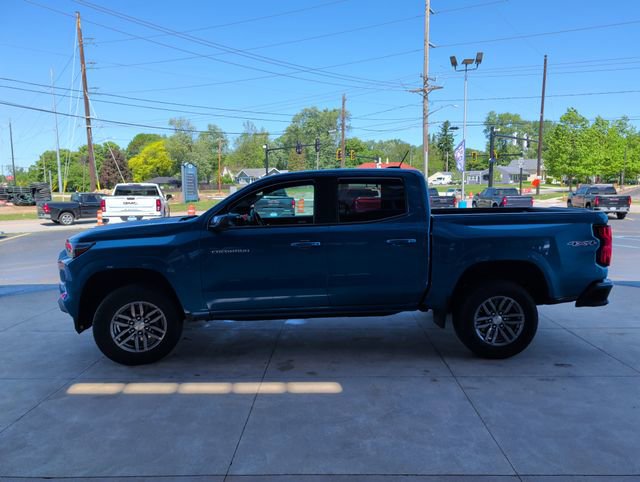 Used 2023 Chevrolet Colorado LT w/ LT Convenience Package II AWD/4WD image 5