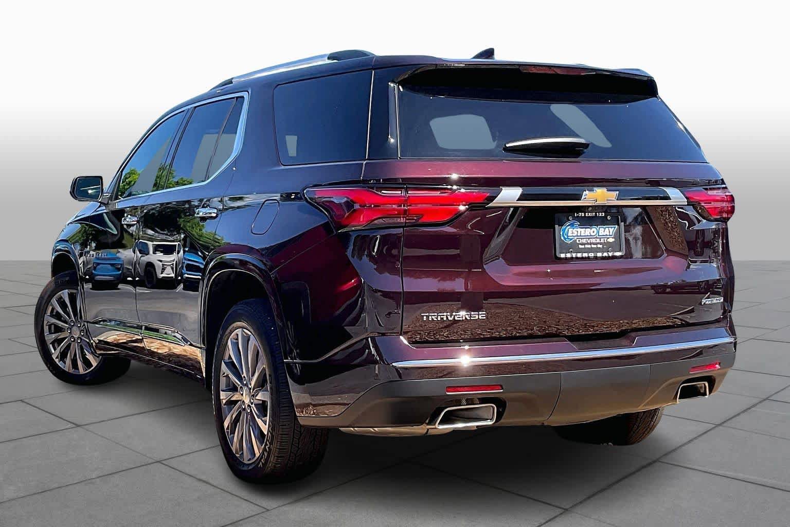 Certified 2023 Chevrolet Traverse Premier FWD image 12