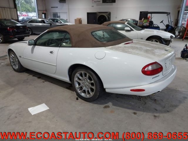 Used 1999 Jaguar XK8 Convertible RWD image 3