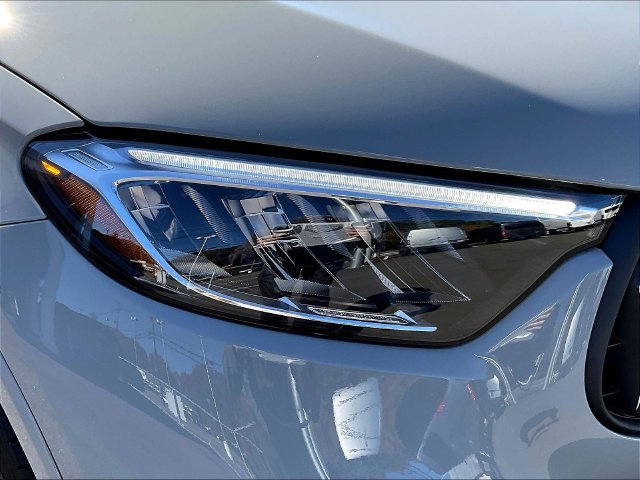 Certified 2025 Mercedes-Benz GLC 43 AMG 4MATIC Coupe image 34