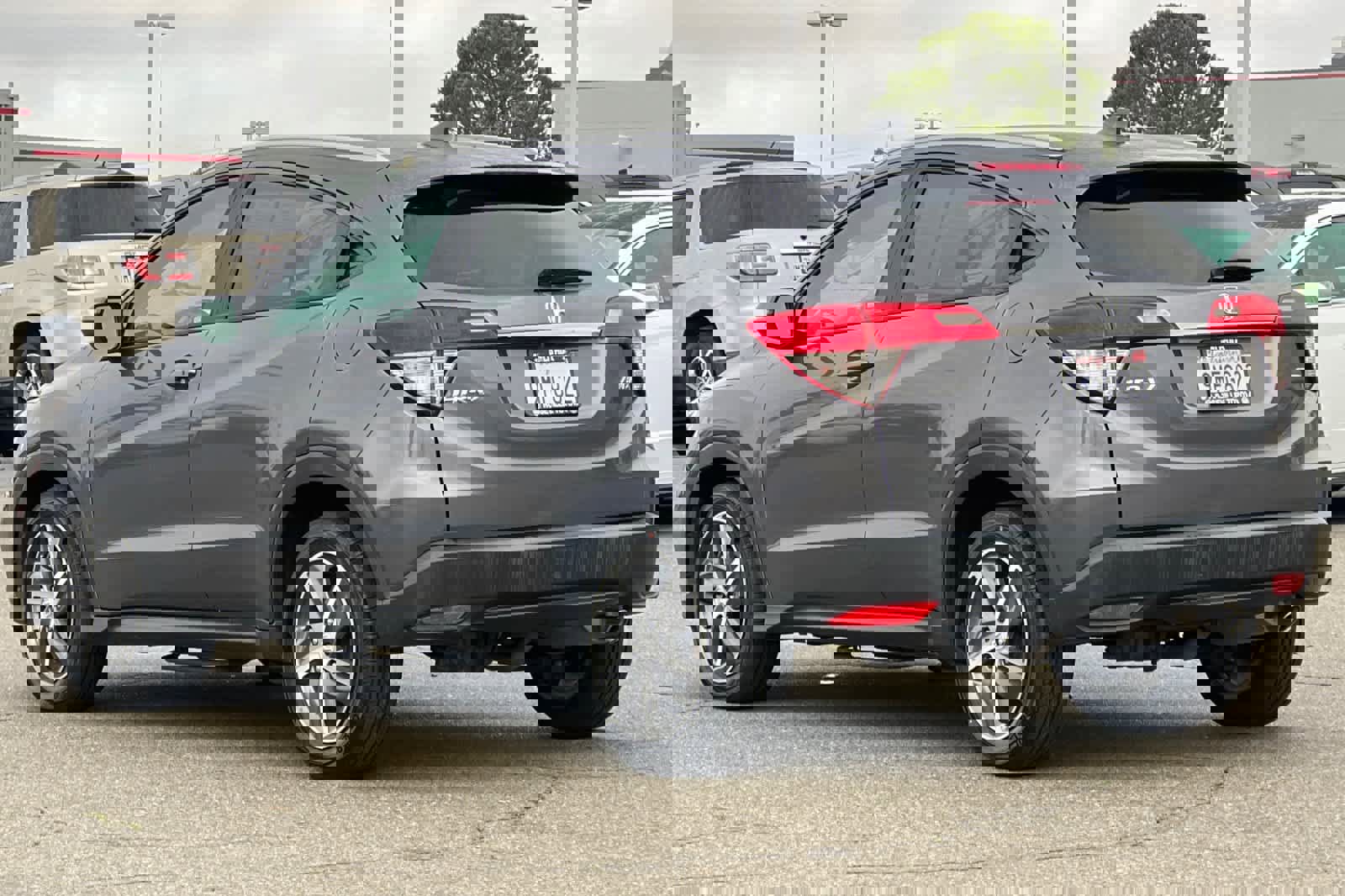 Used 2021 Honda HR-V EX image 7