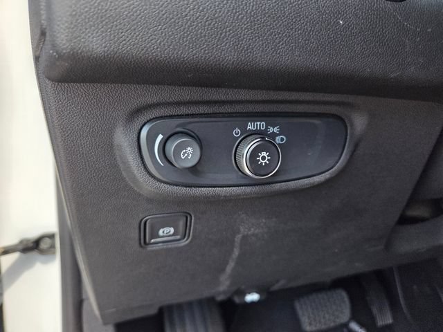 Used 2024 GMC Terrain SLE AWD/4WD image 24