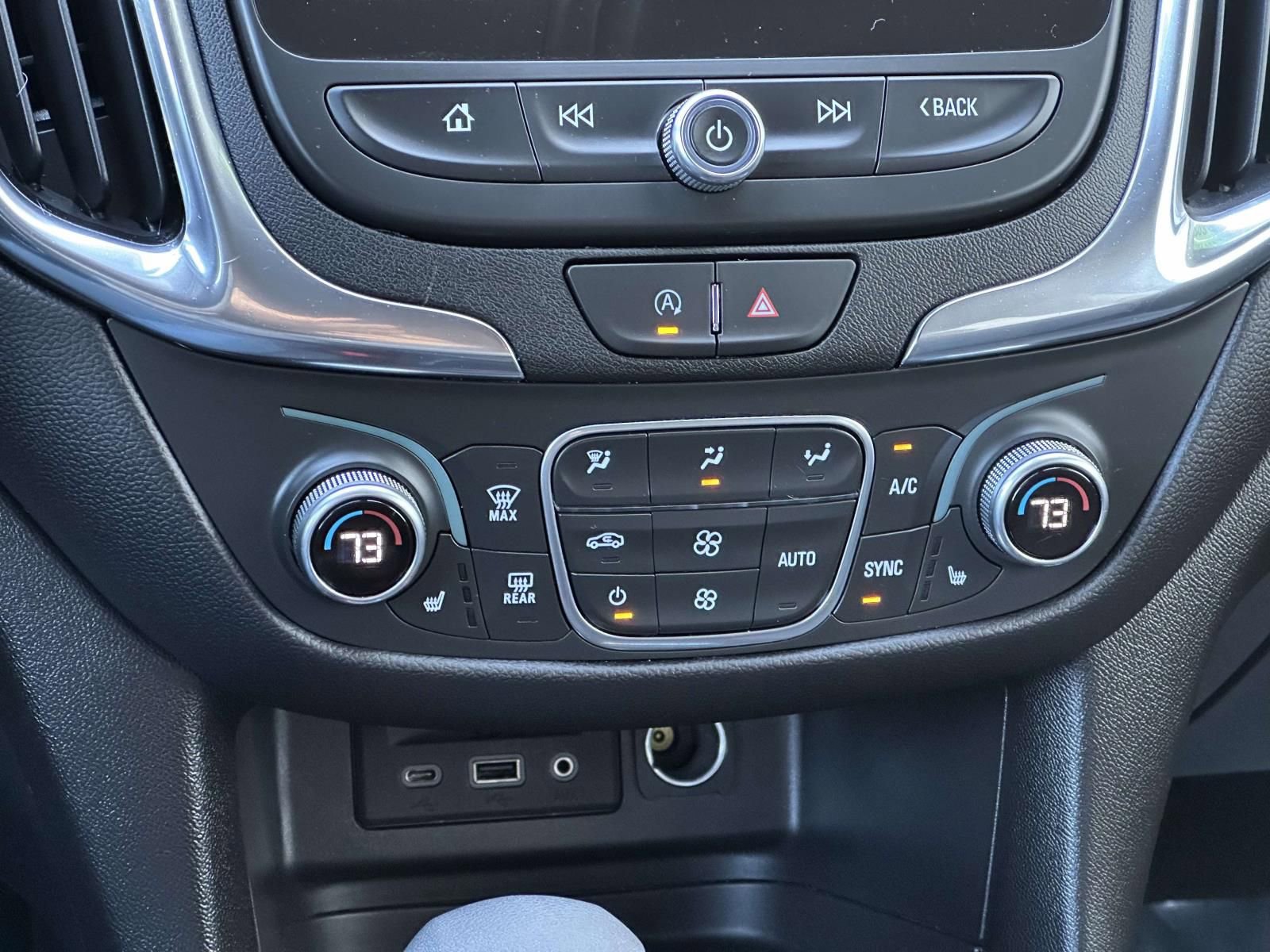 Used 2024 Chevrolet Equinox LT image 20