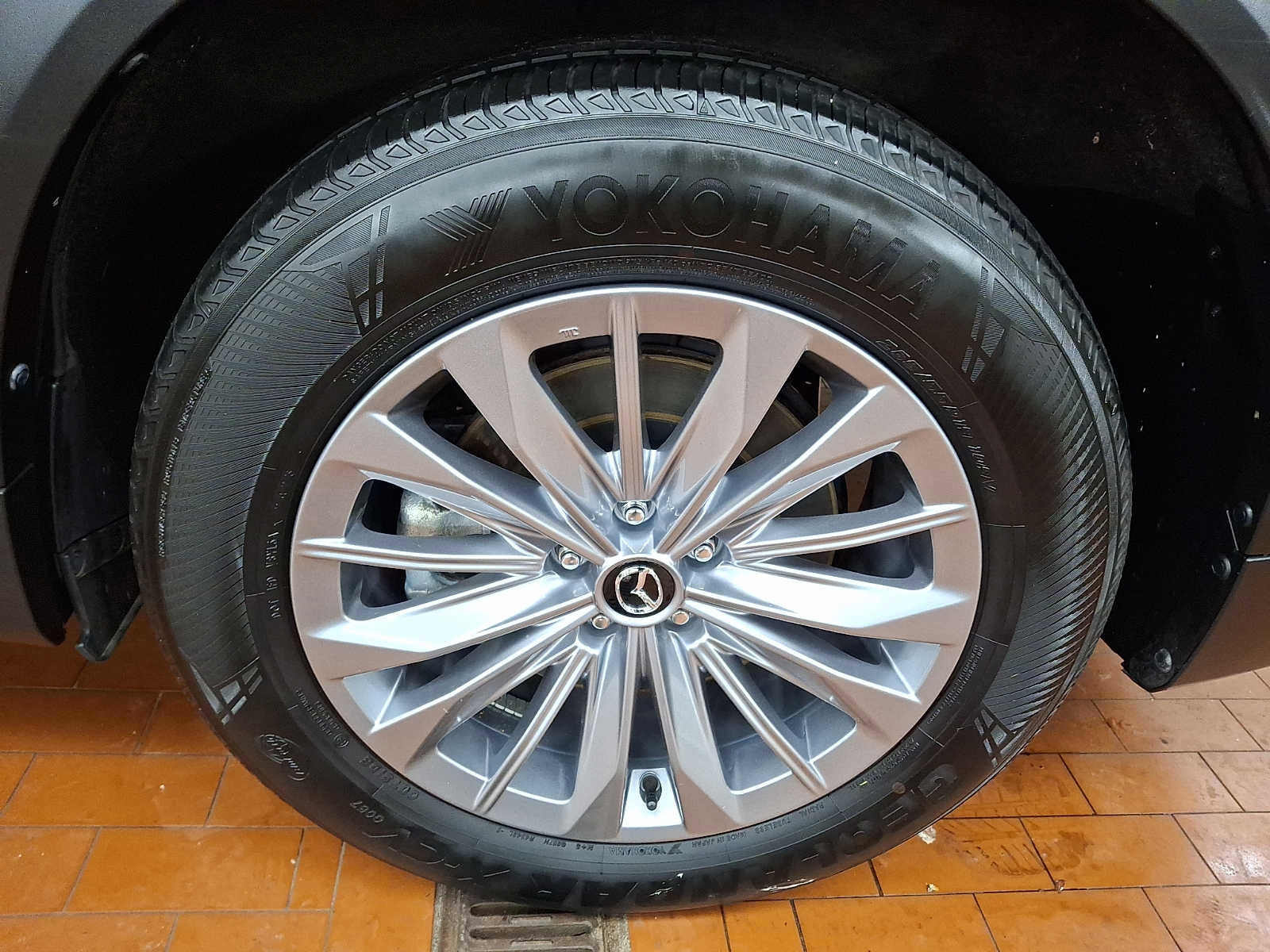 Used 2024 MAZDA CX-90 3.3 Turbo w/ Select Package image 6