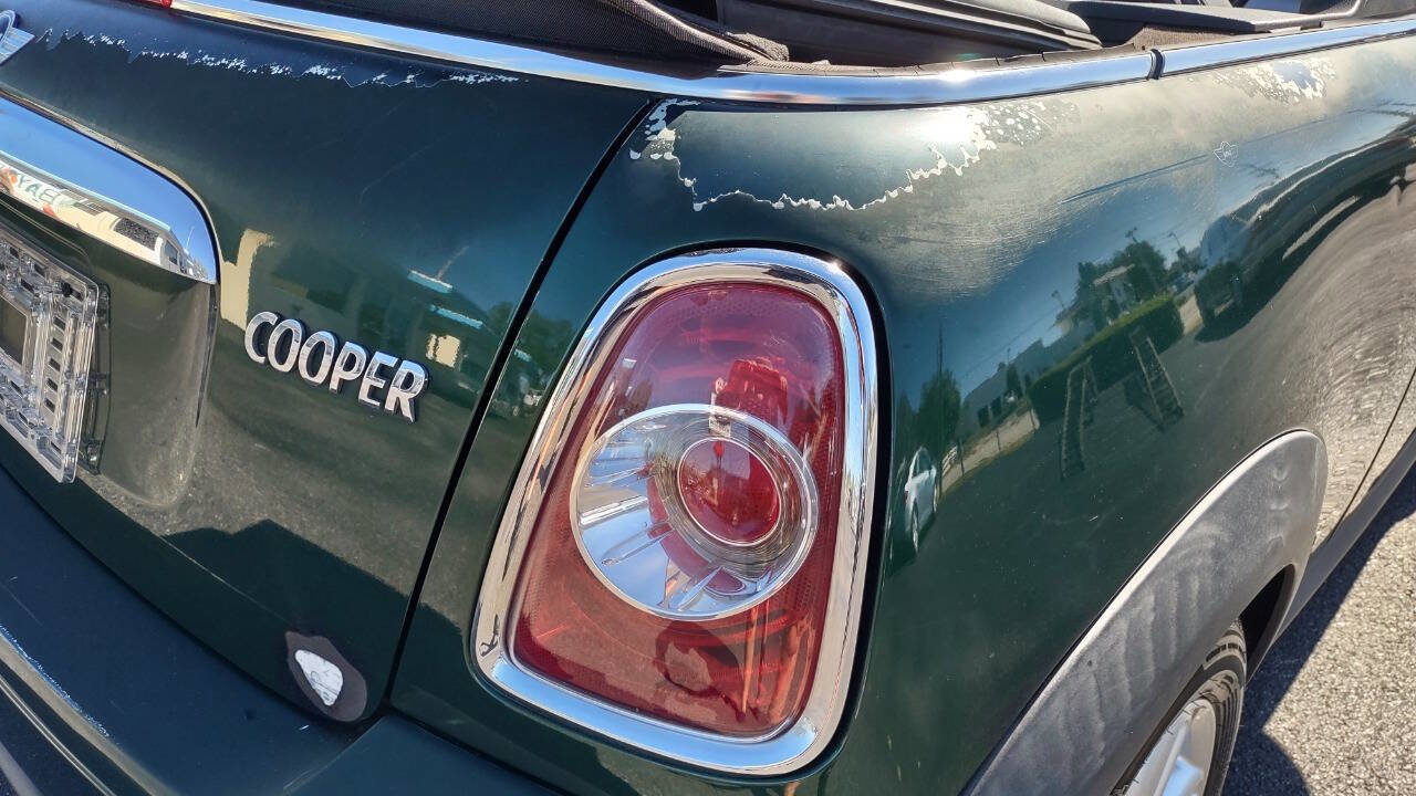 Used 2011 MINI Cooper Convertible image 29