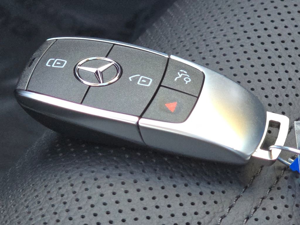 New 2026 Mercedes-Benz GLE 450 4MATIC image 39