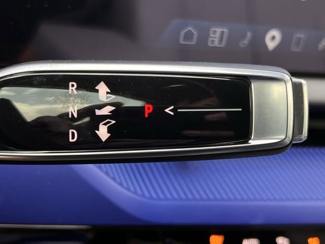 New 2026 Cadillac Optiq Luxury 2 RWD image 17