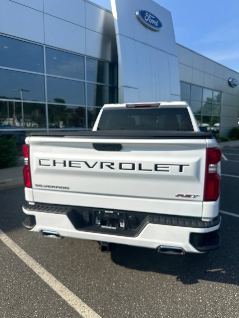 Used 2022 Chevrolet Silverado 1500 RST w/ Z71 Off-Road Package AWD/4WD image 4