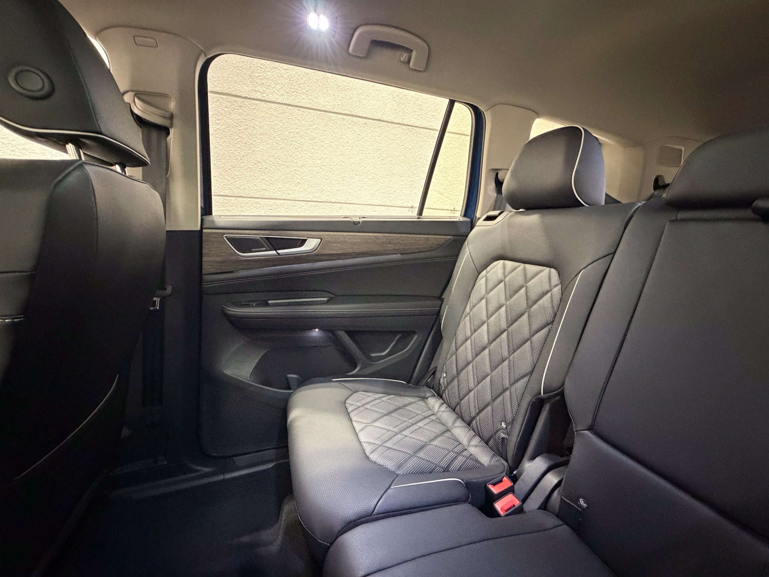 New 2026 Volkswagen Atlas SEL Premium R-Line AWD/4WD image 35