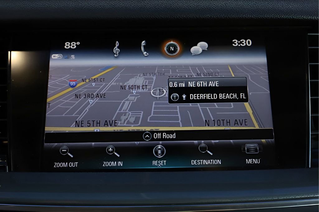 Used 2018 Buick Regal Preferred w/ Sights and Sounds Package AWD/4WD image 28