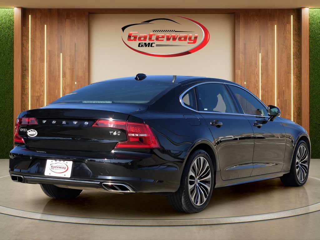 Used 2020 Volvo S90 T6 Momentum AWD/4WD image 4