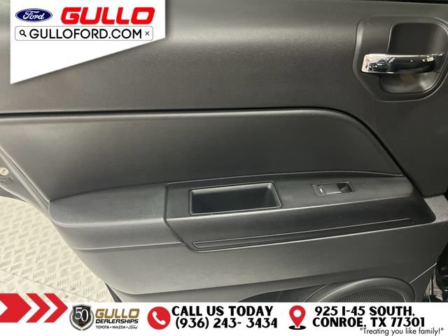 Used 2015 Jeep Compass Sport w/ Power Value Group FWD image 16