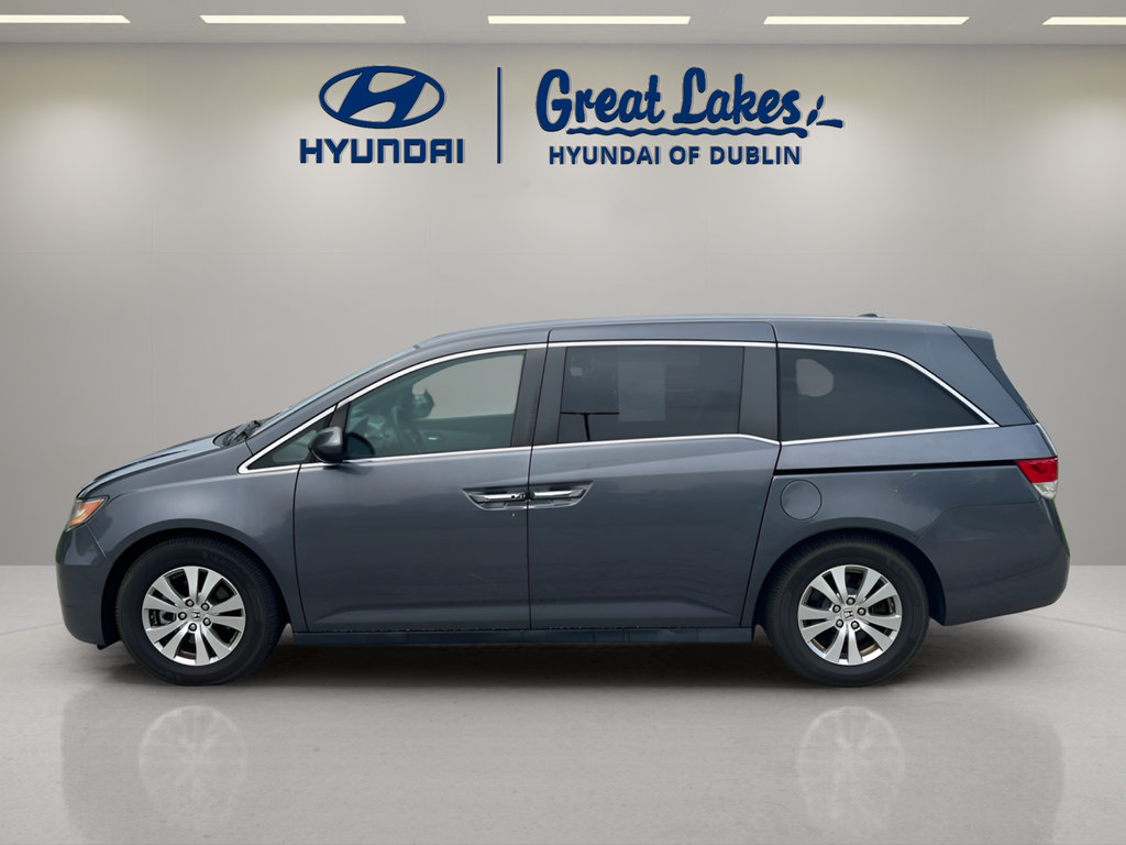 Used 2016 Honda Odyssey SE image 2