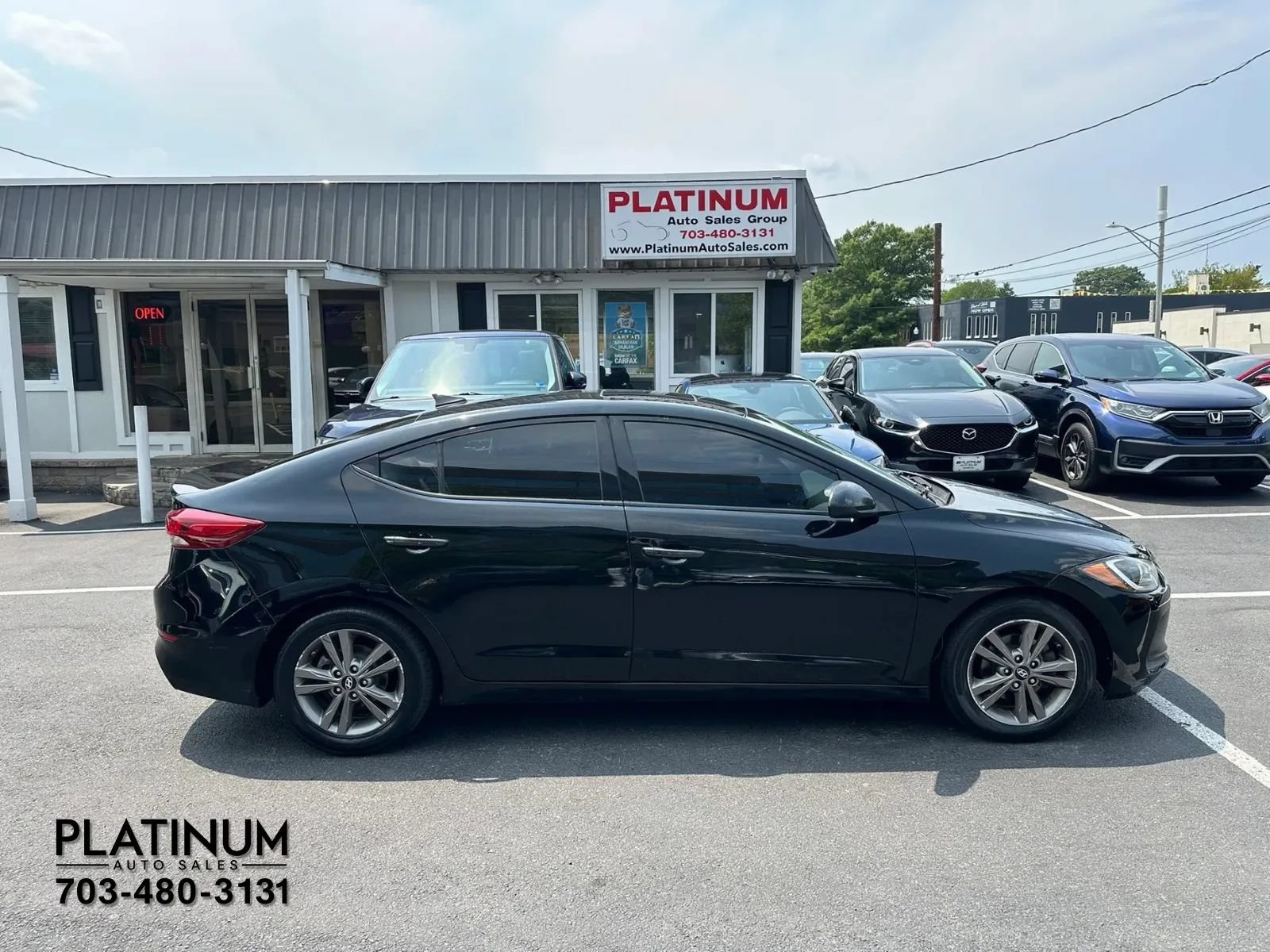Used 2018 Hyundai Elantra Value Edition FWD image 2