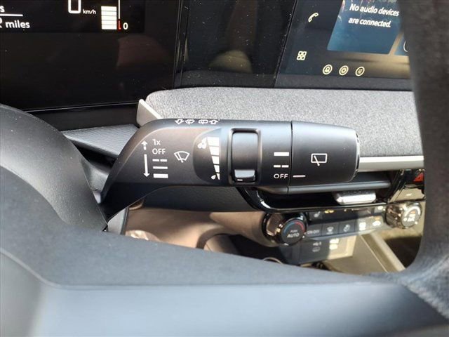 New 2026 Nissan Kicks SV w/ SV Premium Package image 24