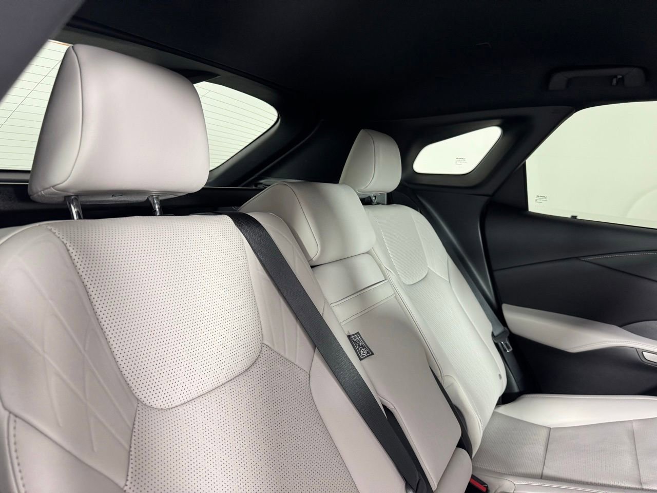 Used 2024 Lexus RX 350 AWD image 28