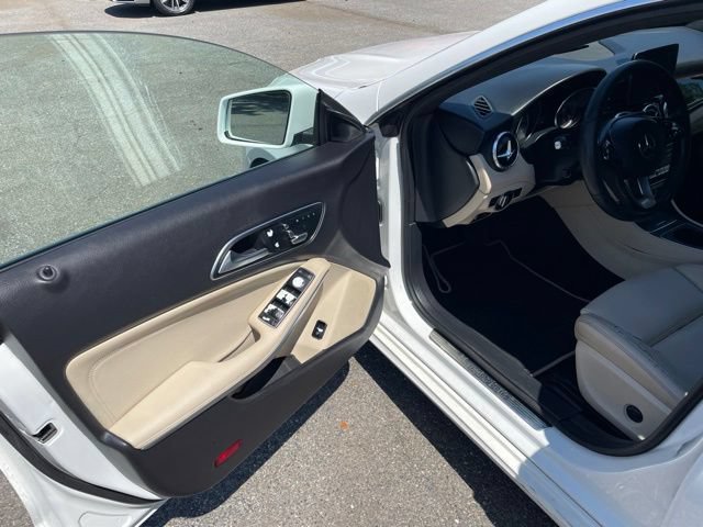 Used 2018 Mercedes-Benz CLA 250 image 10
