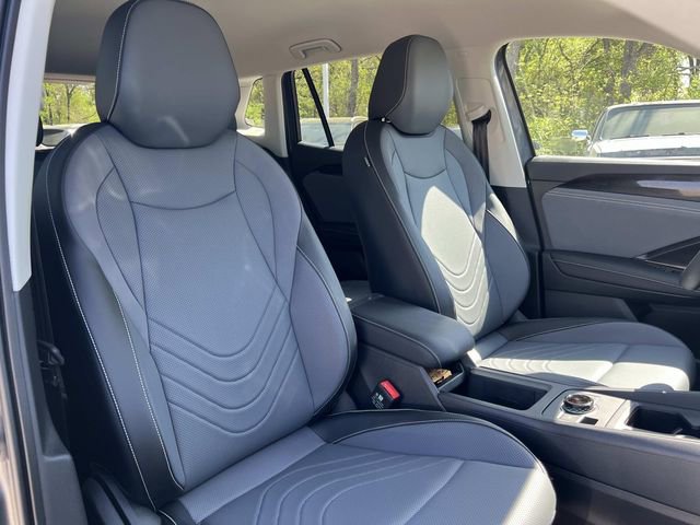 New 2026 Volkswagen Tiguan SE image 27