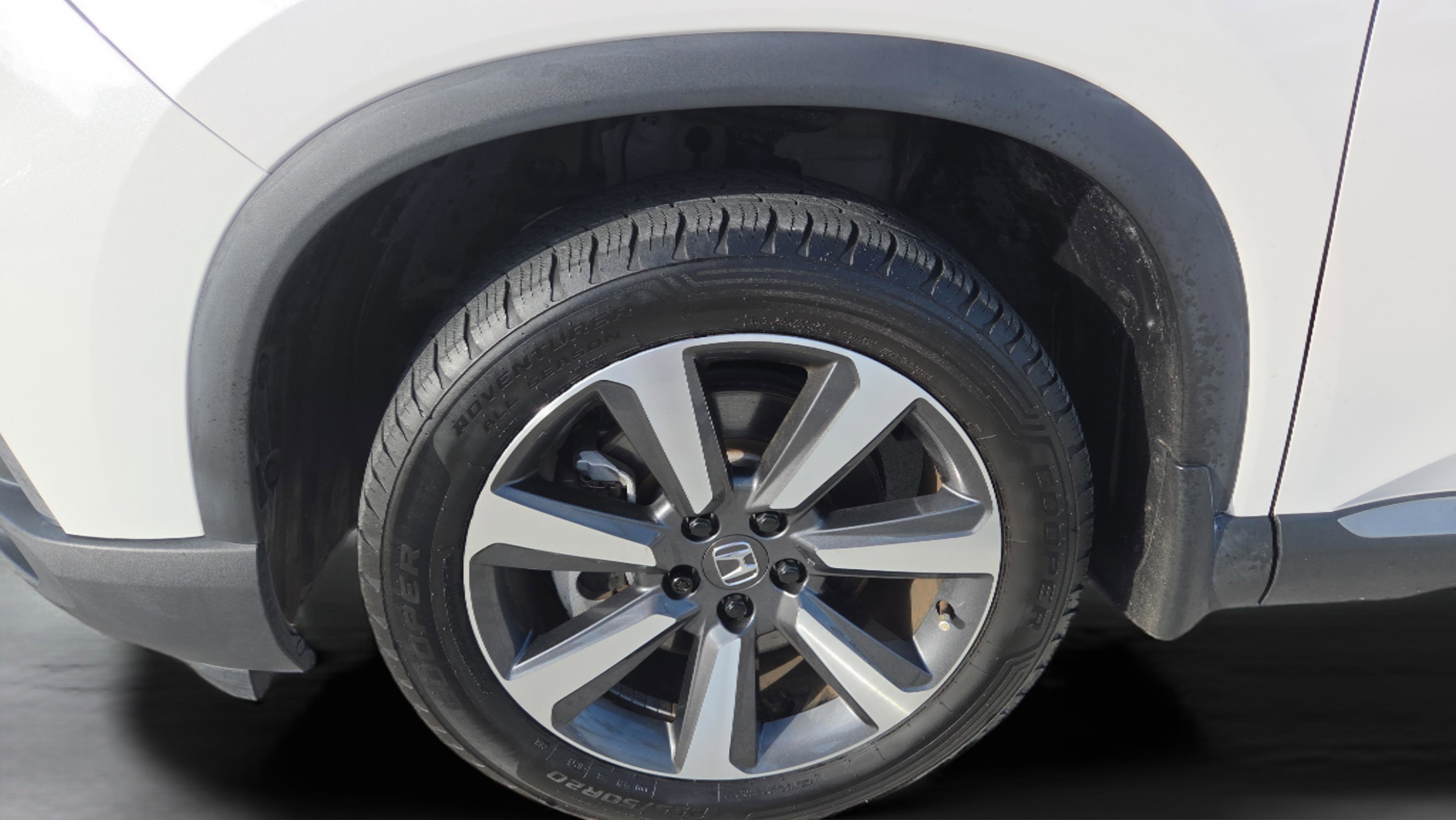 Used 2023 Honda Pilot Touring image 19
